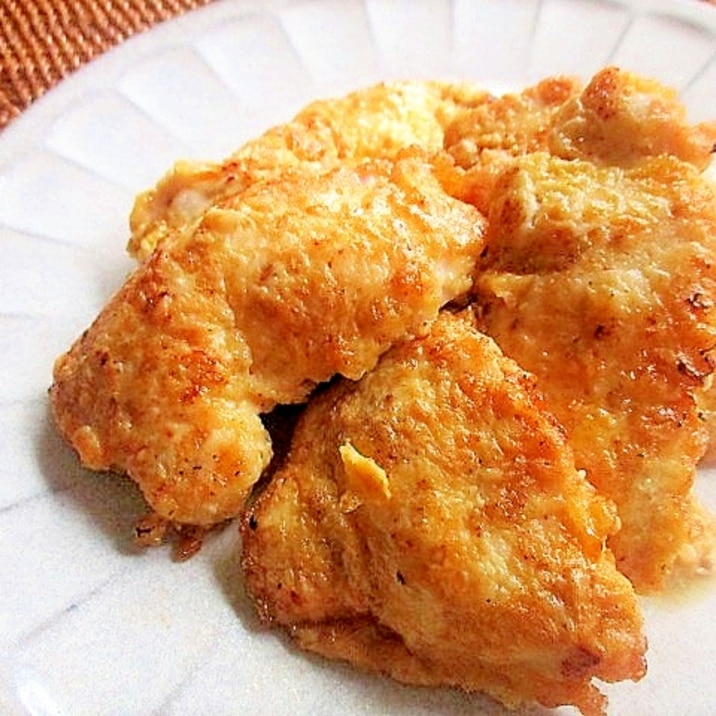 節約&簡単おかず♪塩麹鶏むね肉のごまピカタ